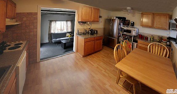 3rd image of 28 McKinley Ave