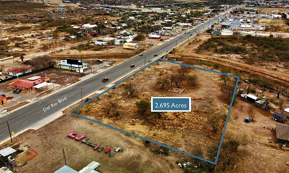 1st image of 2605 Del Rio Blvd