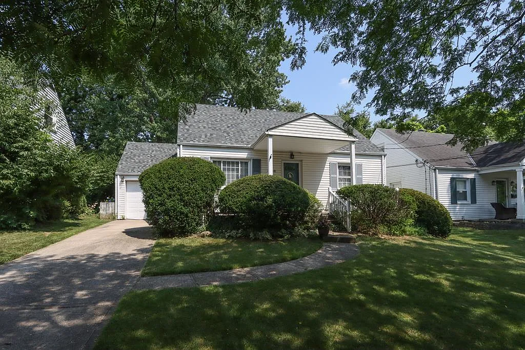2736 Redfield Pl photo 1