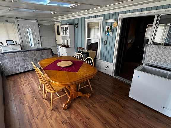 4th image of 490 Empire Rd #For133