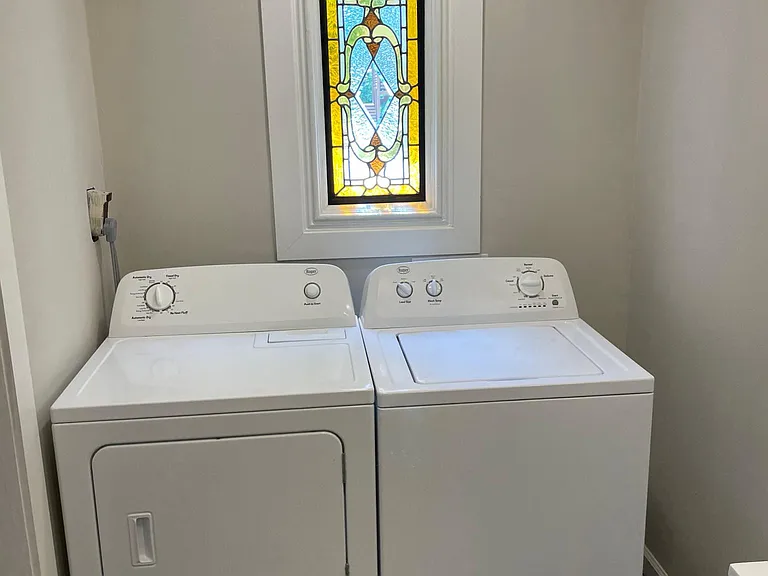 706 Avenue C SE — Photo 30
