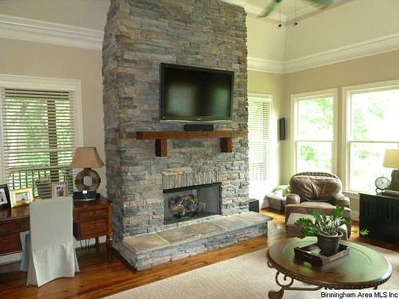 4th image of 3335 Indian Crest Dr
