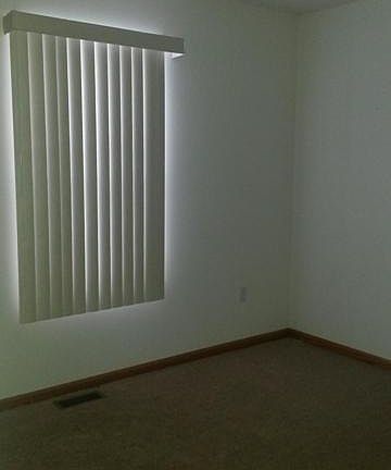 3rd image of 1231 Hazelwood Ave