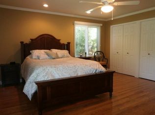 1315 Golf Ter, Danville, IL 61832
