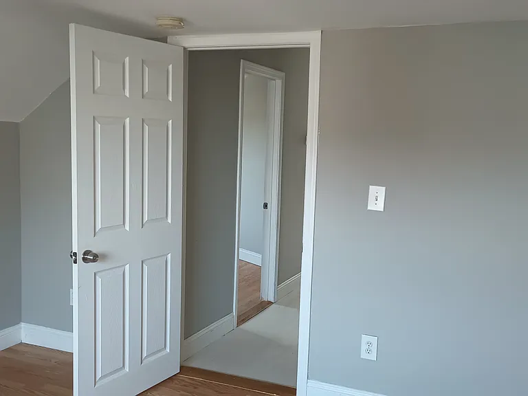 49 America St #3 — Photo 9