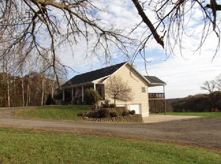 802 Acre St, Guttenberg, IA 52052