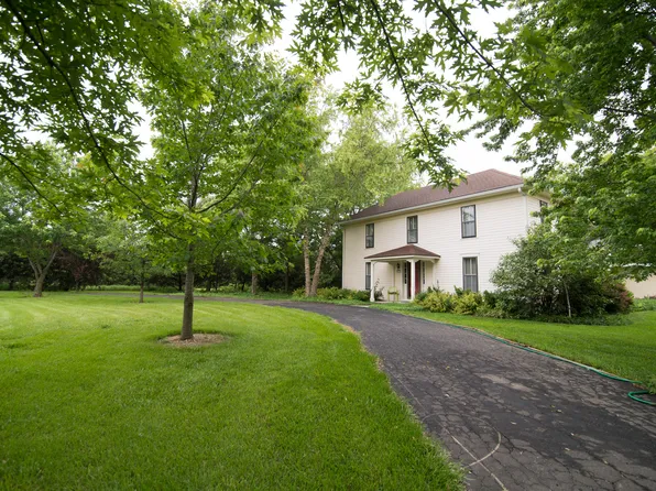 5040 Cattle Dr, Manhattan, KS 66502