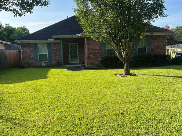 2509 Merriman St, Port Neches, TX 77651