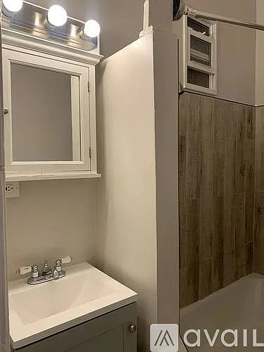 4 Irving St #1 — Photo 8