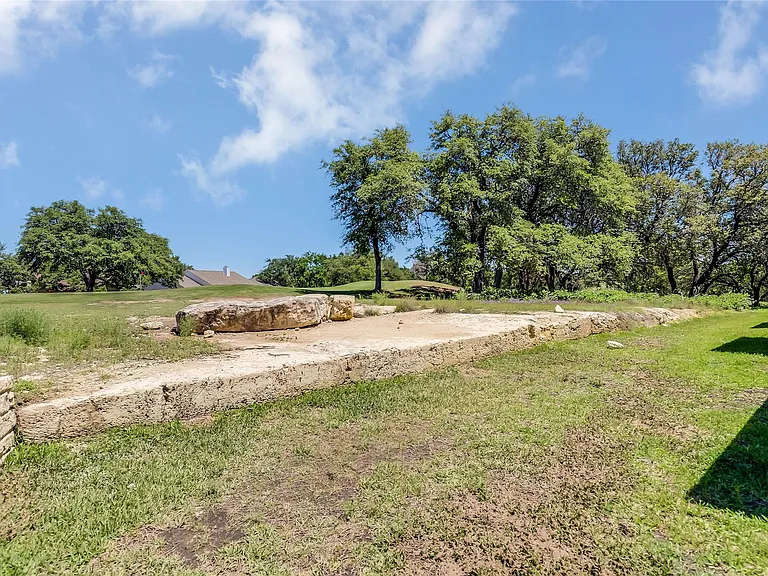 18814 Nicklaus Dr — Photo 24