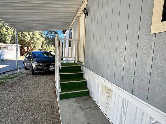 3rd image of 282 S Sierra Way Space 1