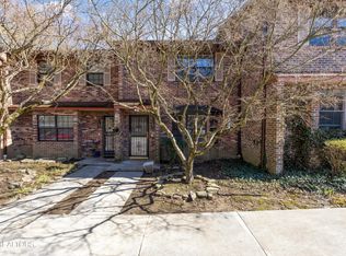 810 Highland Dr APT 1101, Knoxville, TN 37912
