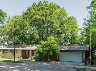 11907 Bardmont Dr, Saint Louis, MO