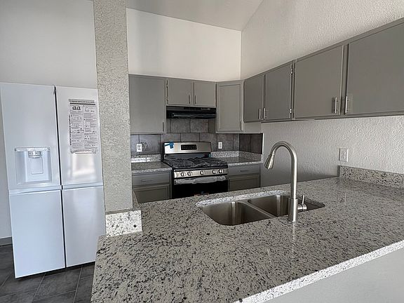4th image of 11415 Sundrop Ct APT A