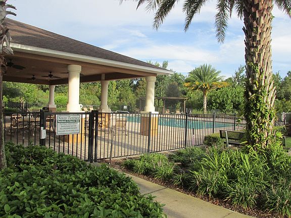 2nd image of 11199 Savannah Landing Cir