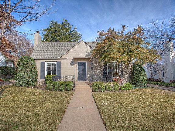 2nd image of 3904 Lenox Dr