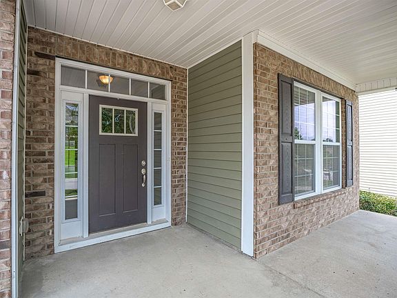 3rd image of 246 Millhouse Ln