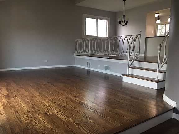 3rd image of 438 Manor Hill Ln