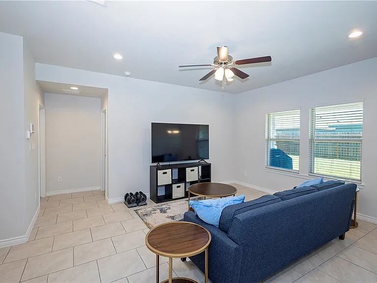 7722 Lariat Toss Dr — Photo 17