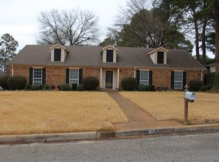 517 Ruthlynn Dr, Longview, TX 75605