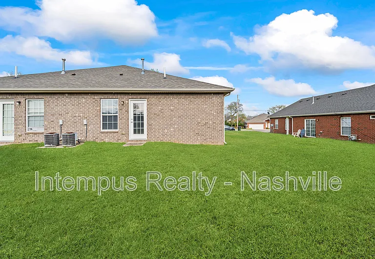 553 Rose Cottage Cir — Photo 25