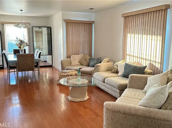 10511 S Gramercy Pl, Los Angeles, CA 90047