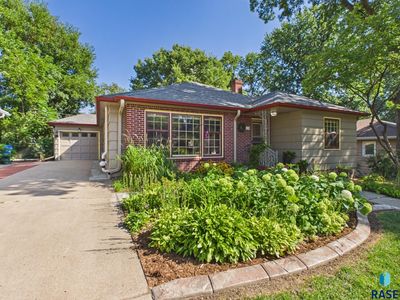 310 E 28th St, Sioux Falls, SD, 57105