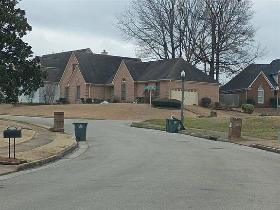 5th image of 2654 Country Downs Dr