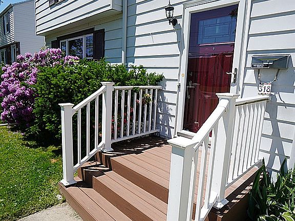 4th image of 318 Belmont Ave