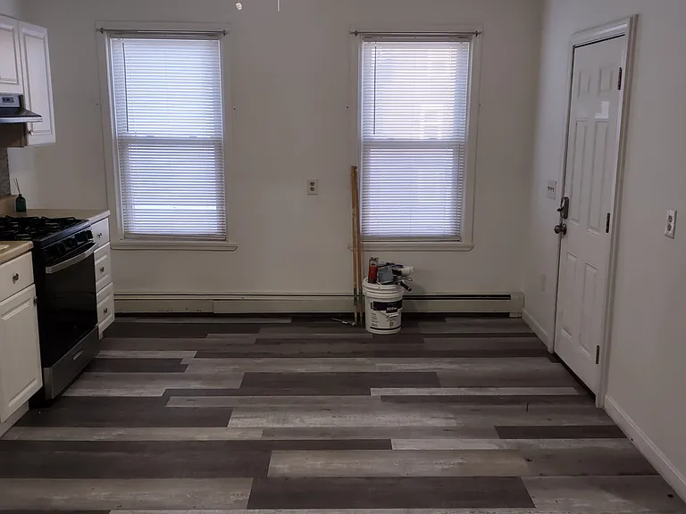 66 Baldwin St #2 — Photo 6