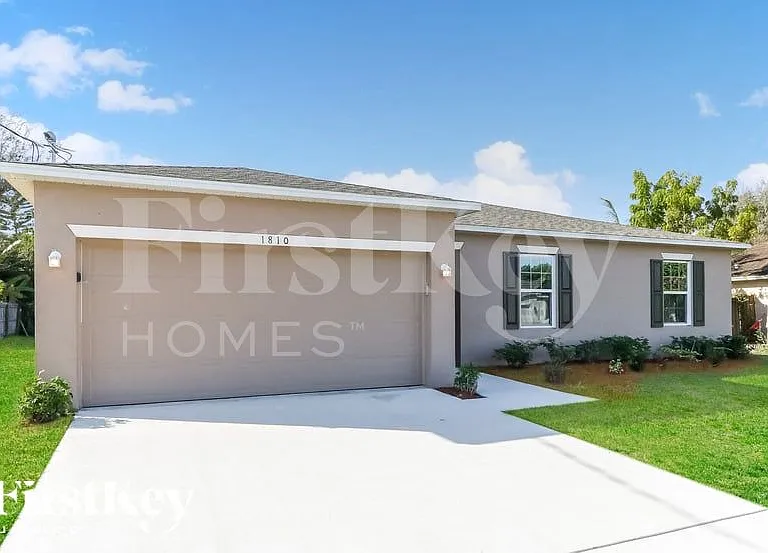 1810 SW Effland Ave — Photo 1