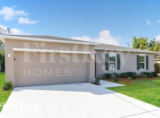 1810 SW Effland Ave, Port Saint Lucie, FL 34953
