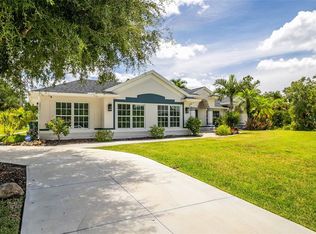 1282 Clearview Dr, Pt Charlotte, FL 33953