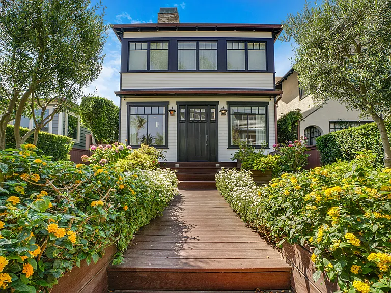 44 Sunset Ave #1 — Photo 6