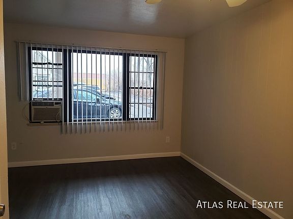 4th image of 3769 N Wolff St