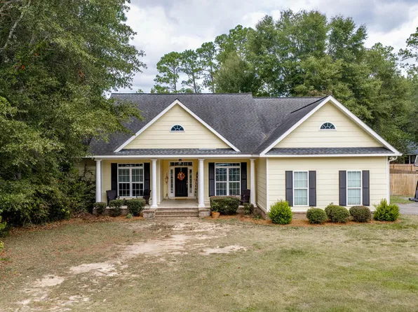 1042 Boxwood Dr, Bainbridge, GA 39819