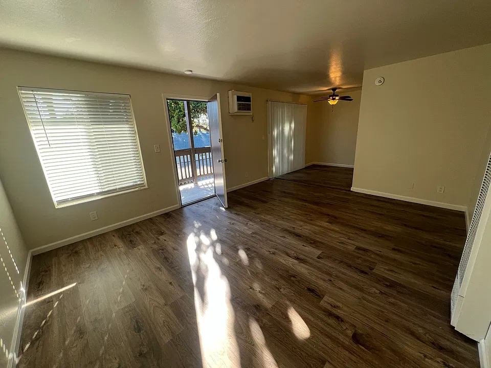 1506 Garcez Dr #9