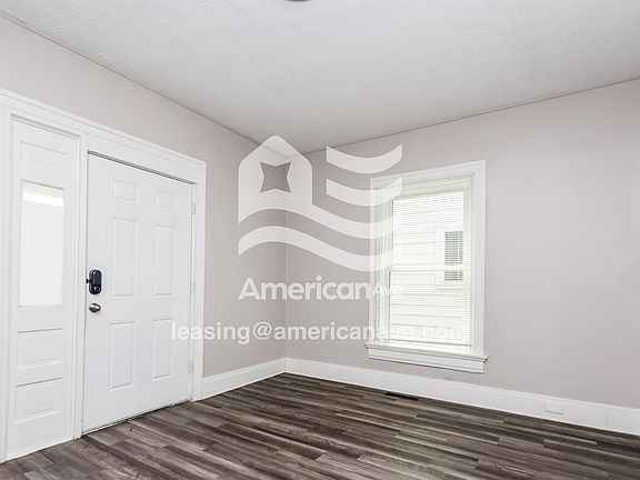 3-Living Room