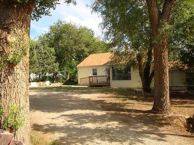 2nd image of 202 Indiana Ave