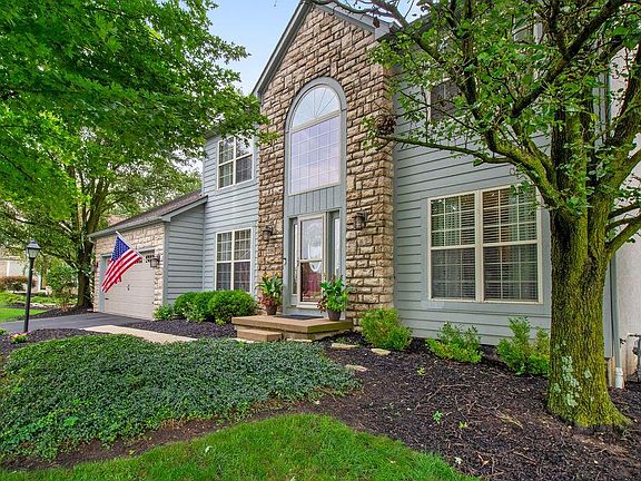 4th image of 2116 Castlebrook Dr