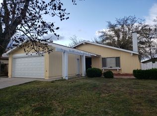 817 E Kildare St, Lancaster, CA 93535