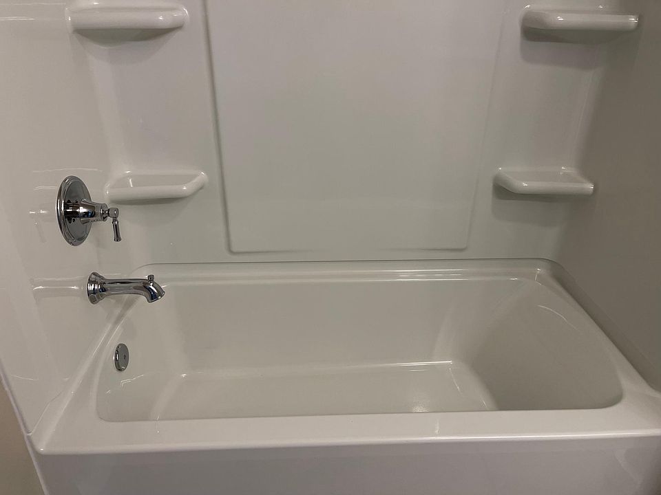 2nd image of 13714 Avenue S