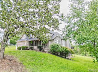 495 Countryside Dr, Rolla, MO 65401
