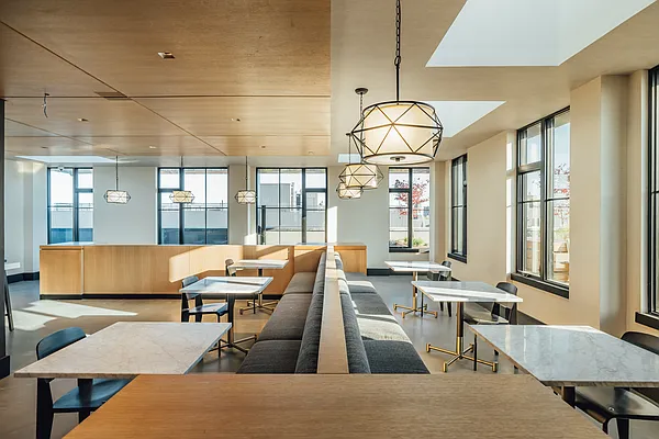 Rented by Nooklyn NYC LLC | media 99