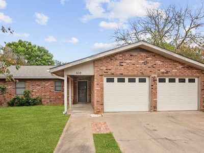 610 N Bowie St, Fredericksburg, TX, 78624