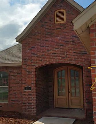 2nd image of 4200 SW Stonewood Ter