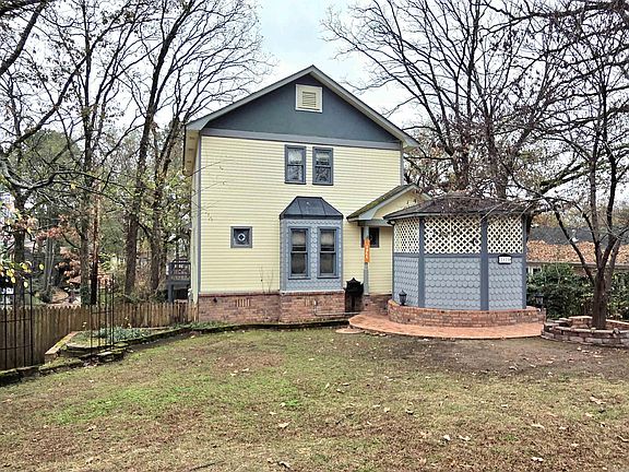 2nd image of 2821 Delmar Ave