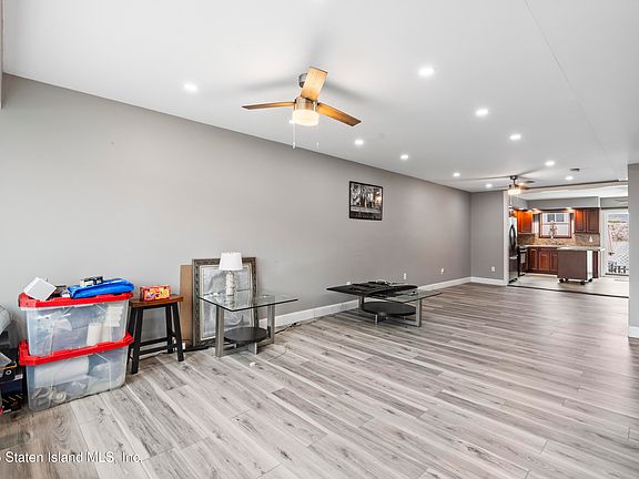 4th image of 66 Sandalwood Dr