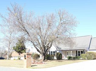 511 Greenview Ct, Bonaire, GA 31005