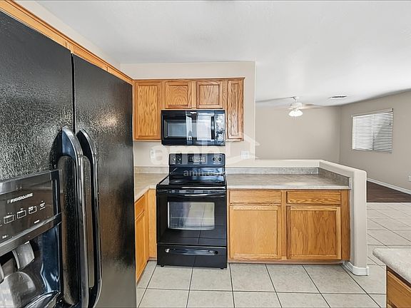 4th image of 2451 S 160th Dr